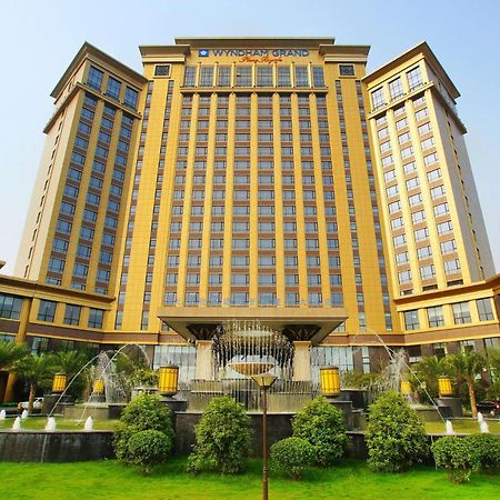 Wyndham Grand Plaza Royale Palace Čcheng-tu Exteriér fotografie