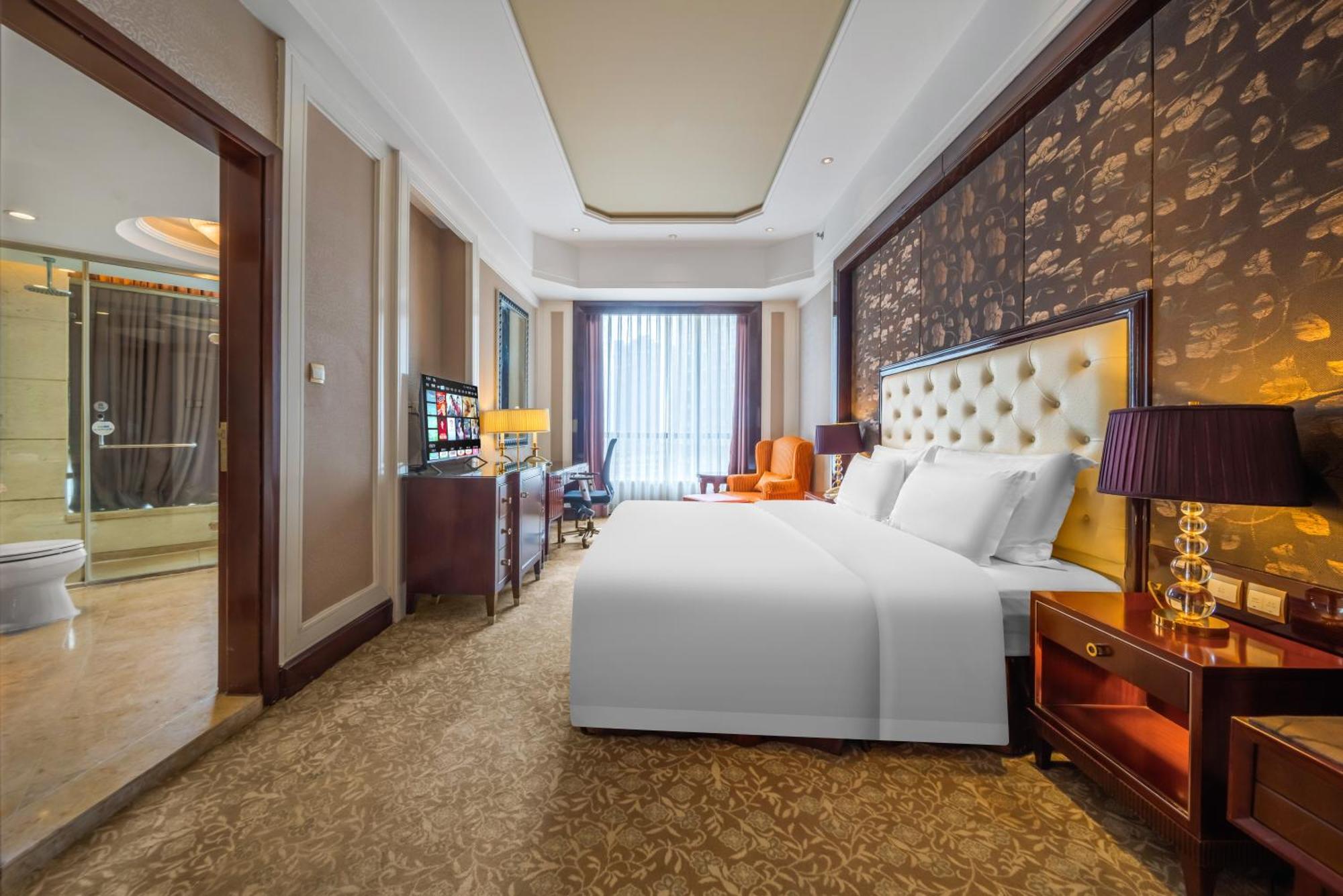 Wyndham Grand Plaza Royale Palace Čcheng-tu Exteriér fotografie