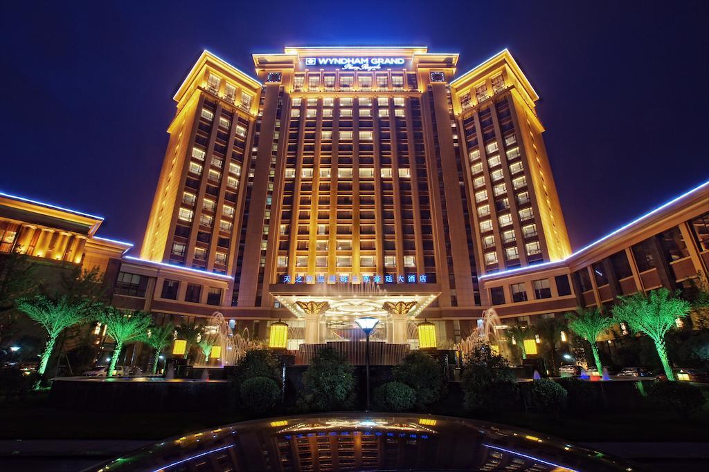 Wyndham Grand Plaza Royale Palace Čcheng-tu Exteriér fotografie