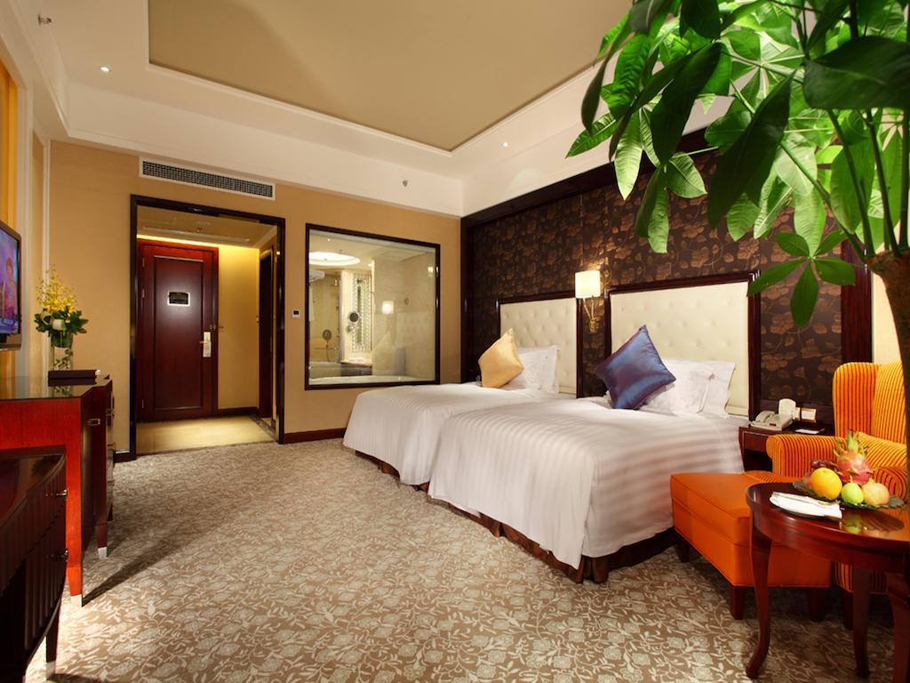 Wyndham Grand Plaza Royale Palace Čcheng-tu Exteriér fotografie