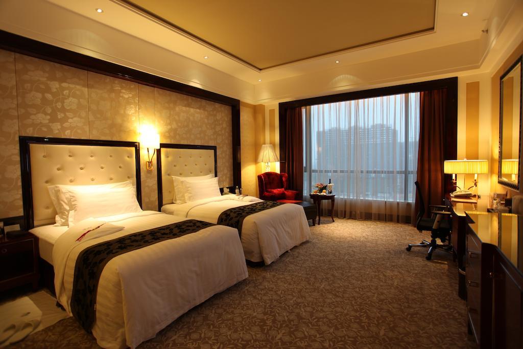Wyndham Grand Plaza Royale Palace Čcheng-tu Exteriér fotografie